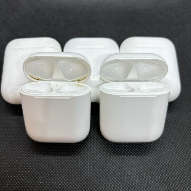   Apple Abv AirPods [dP[X A1602 5Zbg  Ɠd/AV 