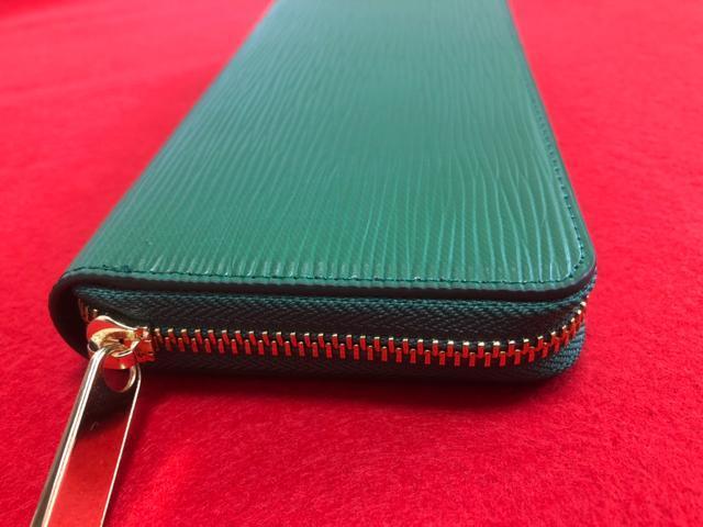 新品 長財布 グリーン エピ柄 本革 メンズ、レディース < 男性ファッション  新品 長財布 グリーン エピ柄 本革 メンズ、レディース < 男性ファッションの