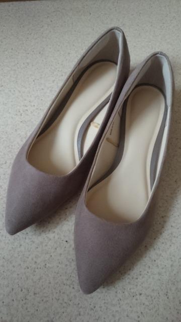 未使用☆ローヒールパンプス★ベージュ☆スエード★ポインテッドトゥ☆ < 女性ファッション 未使用☆ローヒールパンプス★ベージュ☆スエード★ポインテッドトゥ☆ < 女性ファッションの