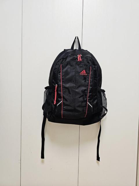 adidas bN ~   uh 