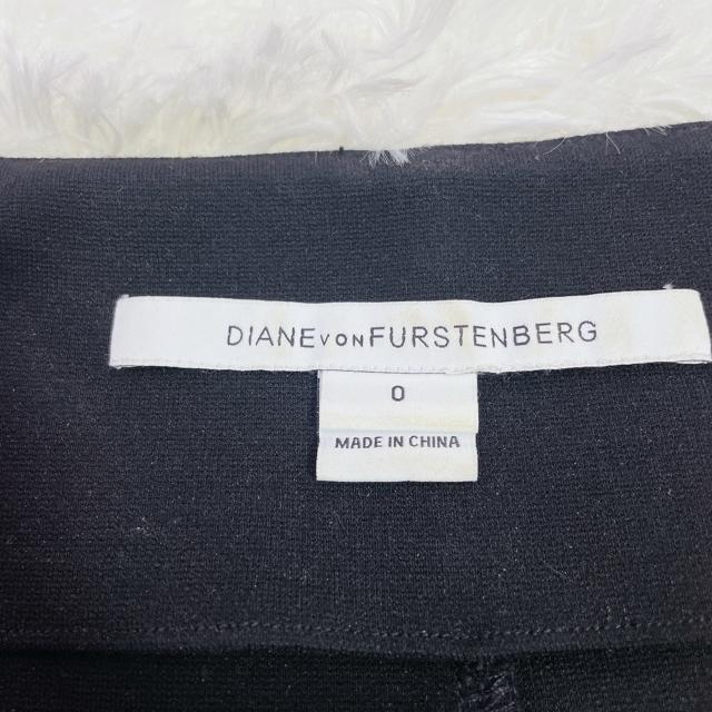 美品 ダイアンフォンファステンバーグ ポタニカル柄 ワンピース 0 黒 < 女性ファッション  美品 ダイアンフォンファステンバーグ ポタニカル柄 ワンピース 0 黒 < 女性ファッションの