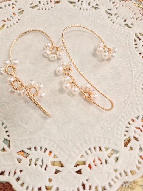 新品☆パールのイヤーカフ☆ < 女性アクセサリー/時計 新品☆パールのイヤーカフ☆ < 女性アクセサリー/時計の