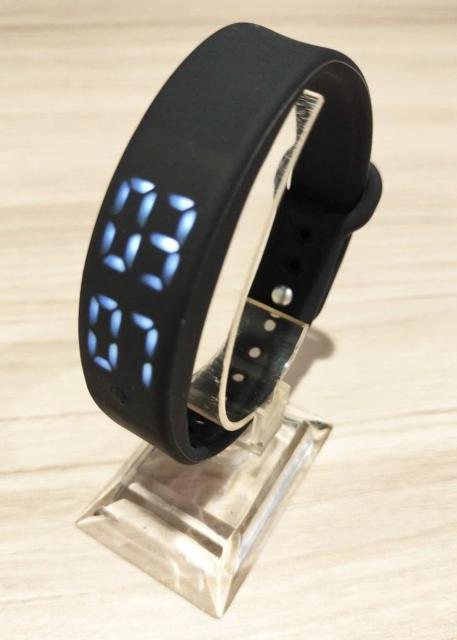 スマートブレスレット(新デザイン、ブラック) < 男性アクセサリー/時計 スマートブレスレット(新デザイン、ブラック) < 男性アクセサリー/時計の