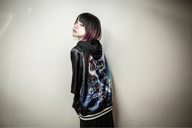 LiSA スカジャン < 女性ファッション LiSA スカジャン < 女性ファッションの