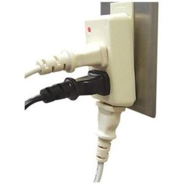 ☆YAZAWA  雷サージ付フロントタップ3個口 STFT153W < 家電/AV  ☆YAZAWA  雷サージ付フロントタップ3個口 STFT153W < 家電/AVの