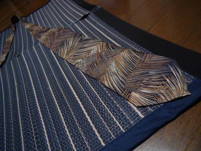 Blue Forest̃lN^C@POO!B  jt@bV 