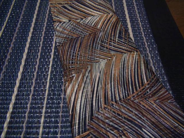 Blue Forest̃lN^C@POO!B  jt@bV 