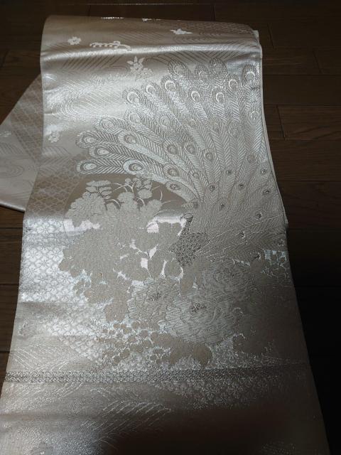 USED、袋帯、六通、美保姿、オフホワイト浮かし柄、銀彩 < 女性ファッション  USED、袋帯、六通、美保姿、オフホワイト浮かし柄、銀彩 < 女性ファッションの