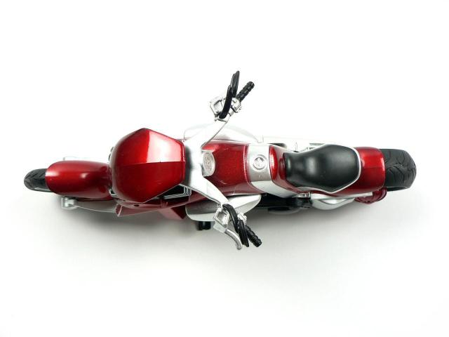 YAMAHA eBmTEXbNX V-REX 1/12XP[ f  zr[ 