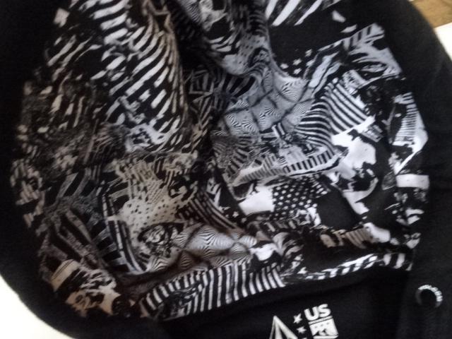 ボルコム x TEAM USAスノーボード フルジップ パーカーUS M 黒 < 男性ファッション  ボルコム x TEAM USAスノーボード フルジップ パーカーUS M 黒 < 男性ファッションの