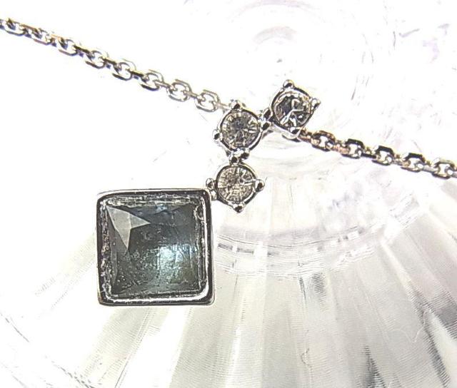 ���K�󂠂�@SWAROVSKI�@�X�����t�X�L�[�@�l�b�N���X