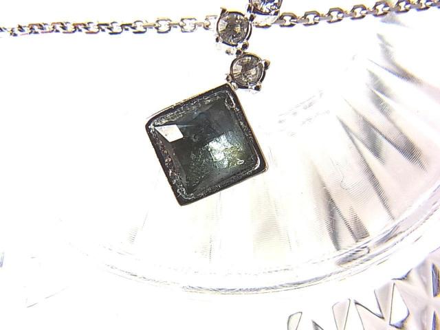 ���K�󂠂�@SWAROVSKI�@�X�����t�X�L�[�@�l�b�N���X