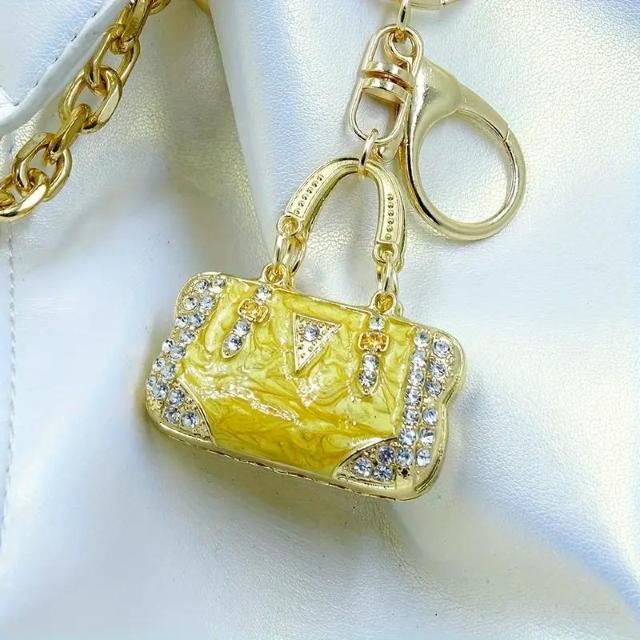 ���ʒ񋟕i490�~��XDPQQ �G���K���g�ȃ��C���X�g�[���t���L�[�`�F�[�� - �S�[���h�g�[�����^���̃n���h�o�b�O�f�U�C���@��