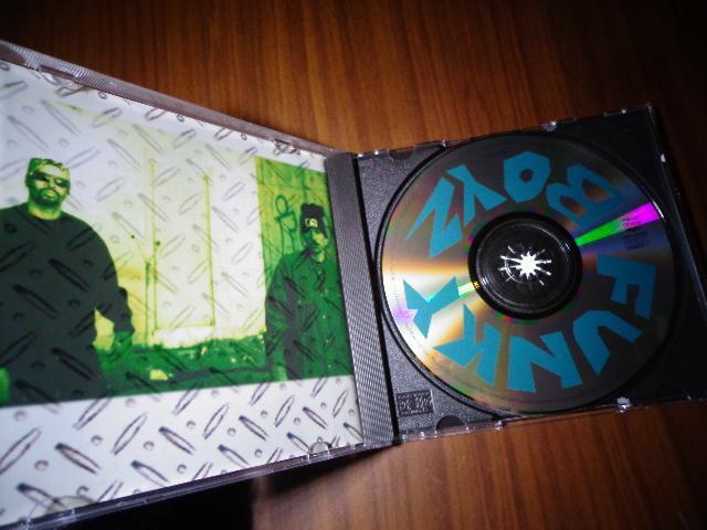 CD ★ THE FUNKY BOYZ「L.A.CONNECTION」★ CD、Blu-ray、DVD 2枚で送料180円 < CD/DVD/ビデオ  CD ★ THE FUNKY BOYZ「L.A.CONNECTION」★ CD、Blu-ray、DVD 2枚で送料180円 < CD/DVD/ビデオの