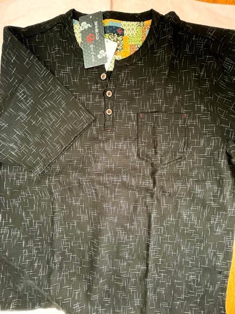 LLサイズ!高貴紳士的!和のくつろぎ!サラッとしじら織り!ヘンリーネック!半袖シャツ!黒系色合い! < 男性ファッション  LLサイズ!高貴紳士的!和のくつろぎ!サラッとしじら織り!ヘンリーネック!半袖シャツ!黒系色合い! < 男性ファッションの