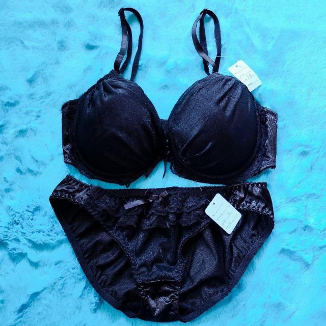 エロcool.。。F80×LL。。。キラキラッ。。レースフリルブラジャー&ショーツセット。。グラマー大きいサイズブラック黒 < 女性ファッション  エロcool.。。F80×LL。。。キラキラッ。。レースフリルブラジャー&ショーツセット。。グラマー大きいサイズブラック黒  < 女性ファッションの