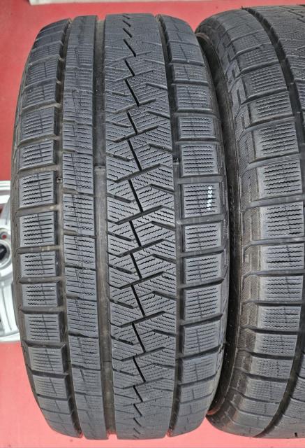 バリ溝!年式21 PIRELLI ICE ASIMMETRICO 17インチスタッドレスタイヤ225/55R17  101Q < 自動車/バイク バリ溝!年式21 PIRELLI ICE ASIMMETRICO 17インチスタッドレスタイヤ225/55R17  101Q < 自動車/バイク