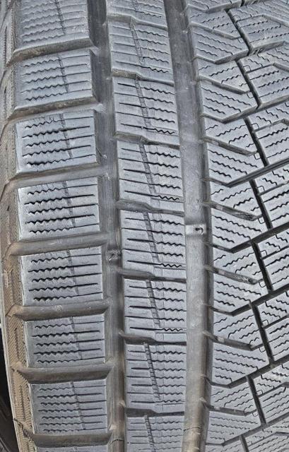 バリ溝!年式21 PIRELLI ICE ASIMMETRICO 17インチスタッドレスタイヤ225/55R17  101Q < 自動車/バイク バリ溝!年式21 PIRELLI ICE ASIMMETRICO 17インチスタッドレスタイヤ225/55R17  101Q < 自動車/バイク