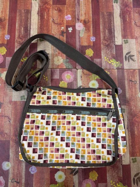 感謝を込めて★LeSportsac ショルダーバッグ&チェック柄トップス&パンツ 3点セット レディース★1000円スタート < ブランド 感謝を込めて★LeSportsac ショルダーバッグ&チェック柄トップス&パンツ 3点セット レディース★1000円スタート < ブランドの