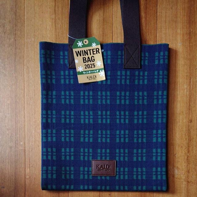 �J���f�B �E�B���^�[�o�b�O 2025 �O���[�� 1�� �g�[�g�o�b�O  �� �z�r�[�� 