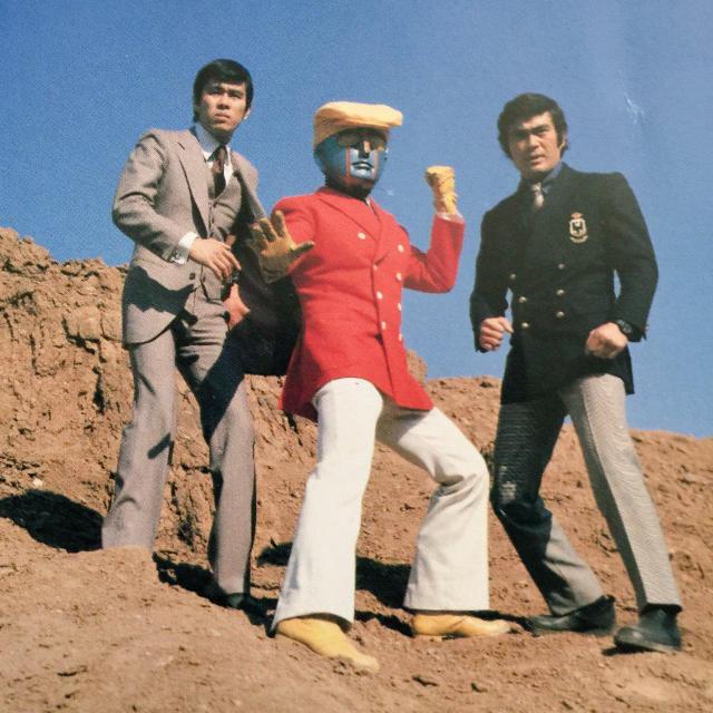 VHS  {bgY@ t^ tY  CD/DVD/rfI 