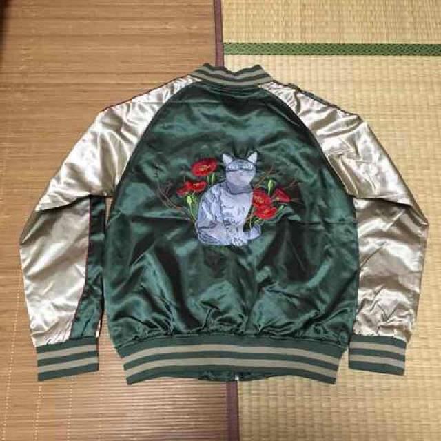 ネコ&フラワー刺繍スカジャン。カーキ×ベージュ < 女性ファッション  ネコ&フラワー刺繍スカジャン。カーキ×ベージュ < 女性ファッションの