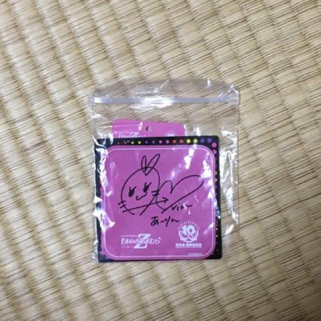 しまむら×ももいろクローバーZ・佐々木彩夏サイン柄ステッカー < タレントグッズ  しまむら×ももいろクローバーZ・佐々木彩夏サイン柄ステッカー  < タレントグッズの