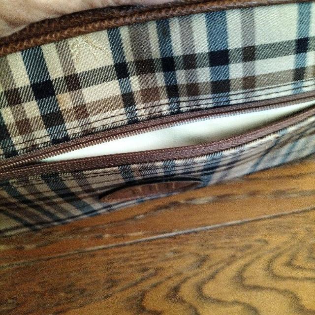 チェック 美品 バッグ 男女どちらの方にも使って頂けます < 男性ファッション チェック 美品 バッグ 男女どちらの方にも使って頂けます < 男性ファッションの