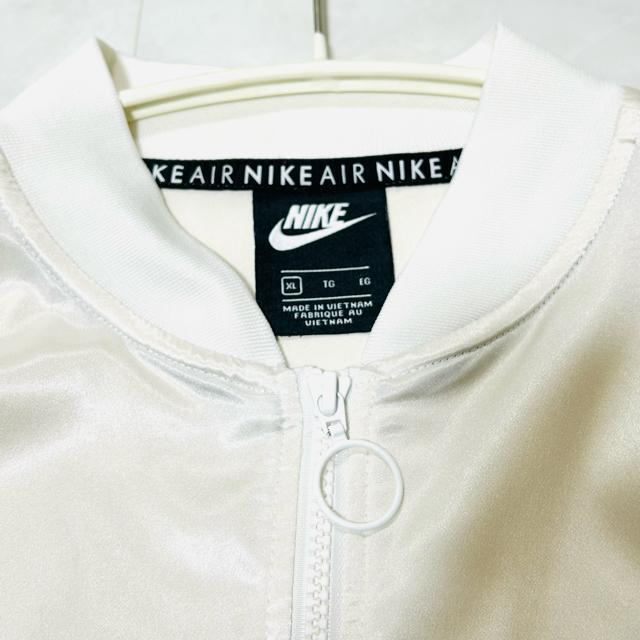 美品 NIKE AIR サテン クロップドジャケット XL ナイキ < ブランド  美品 NIKE AIR サテン クロップドジャケット XL ナイキ < ブランドの
