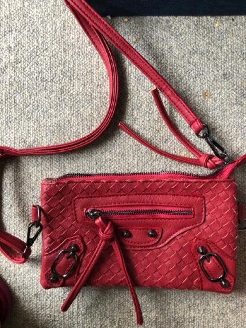 ポシェット色は ピンク、ブルー < 女性ファッション  ポシェット色は ピンク、ブルー  < 女性ファッションの
