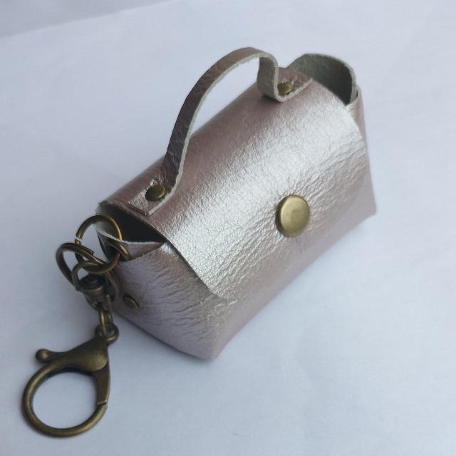 DIY 本革 ミニバッグ メタリックピンク キーホルダー < ペット/手芸/園芸  DIY 本革 ミニバッグ メタリックピンク キーホルダー  < ペット/手芸/園芸の
