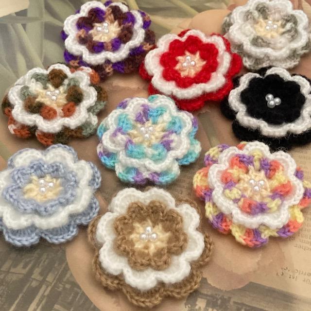 ハンドメイド♪かぎ針編み 毛糸で編んだお花モチーフのブローチ < 女性ファッション  ハンドメイド♪かぎ針編み 毛糸で編んだお花モチーフのブローチ < 女性ファッションの