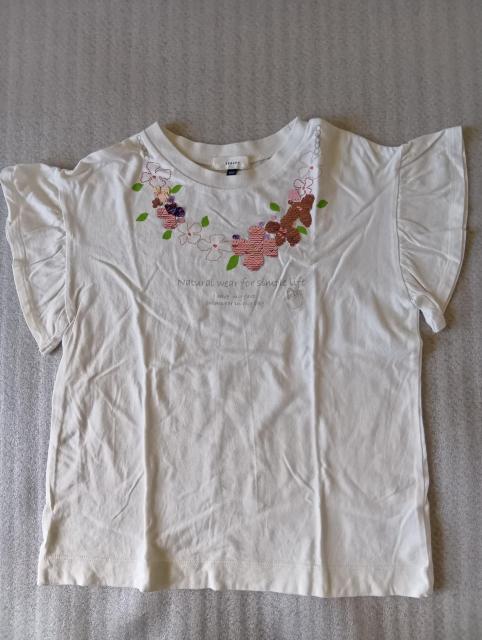 ☆ SERAPH ☆ Tシャッ ☆ 130サイズ ☆セラフ ☆ 女の子用 ☆ 半袖 < キッズ/ベビー ☆ SERAPH ☆ Tシャッ ☆ 130サイズ ☆セラフ ☆ 女の子用 ☆ 半袖 < キッズ/ベビーの