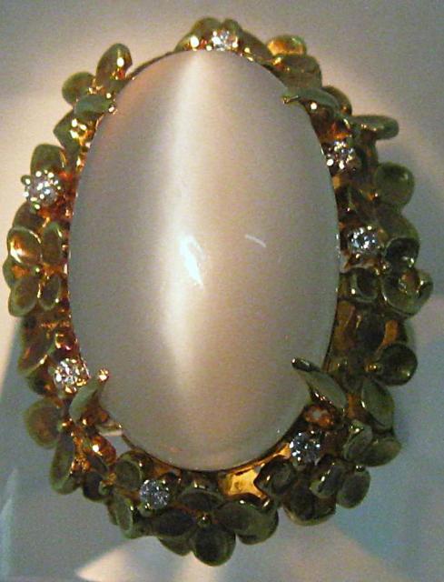 極美品K18 18金リング指輪 ムンストーン19.32ctダイヤ7ヶ0.12ct < 女性アクセサリー/時計 極美品K18 18金リング指輪 ムンストーン19.32ctダイヤ7ヶ0.12ct < 女性アクセサリー/時計の