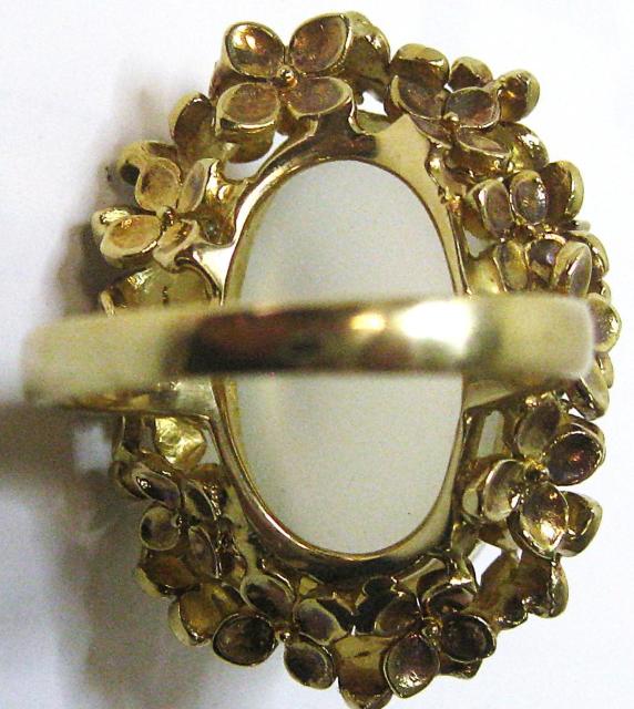 極美品K18 18金リング指輪 ムンストーン19.32ctダイヤ7ヶ0.12ct < 女性アクセサリー/時計 極美品K18 18金リング指輪 ムンストーン19.32ctダイヤ7ヶ0.12ct < 女性アクセサリー/時計の