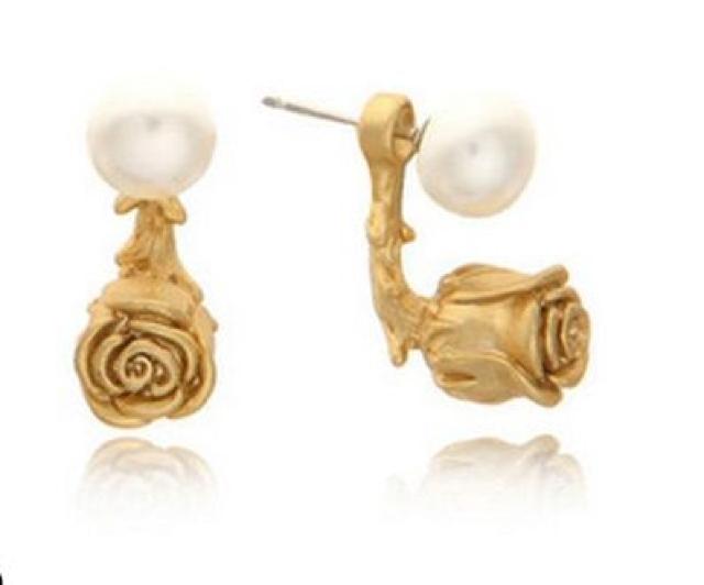 新品ゴスロリ姫系アンティーク調薔薇とパールピアス < 女性アクセサリー/時計  新品ゴスロリ姫系アンティーク調薔薇とパールピアス  < 女性アクセサリー/時計の