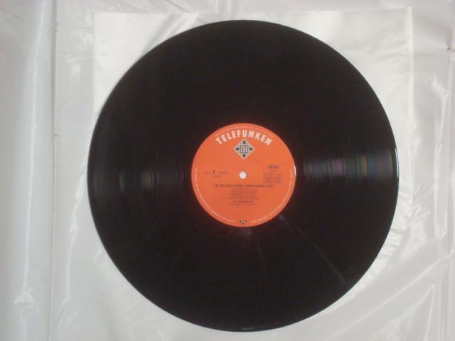 個人主義(INDIVIDUELLOS) / デュッセルドルフ(LA DUSSELDORF) 帯付LP < CD/DVD/ビデオ  個人主義(INDIVIDUELLOS) / デュッセルドルフ(LA DUSSELDORF) 帯付LP < CD/DVD/ビデオの