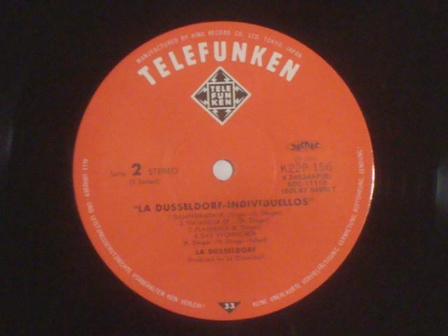 個人主義(INDIVIDUELLOS) / デュッセルドルフ(LA DUSSELDORF) 帯付LP < CD/DVD/ビデオ  個人主義(INDIVIDUELLOS) / デュッセルドルフ(LA DUSSELDORF) 帯付LP < CD/DVD/ビデオの