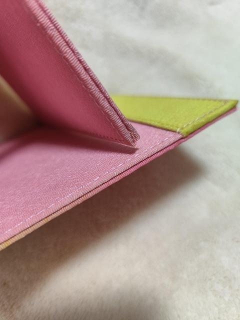 鬼滅の刃 甘露寺蜜璃 折りたたみ卓上ミラー 手鏡 < アニメ/コミック/キャラクター 鬼滅の刃 甘露寺蜜璃 折りたたみ卓上ミラー 手鏡 < アニメ/コミック/キャラクターの