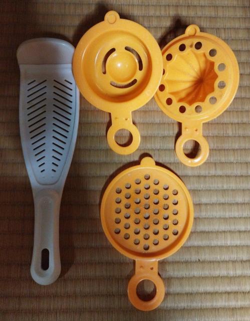 米研ぎ 大根おろし 卵の白身と黄身分け レモン絞り 便利グッズ 4点 中古 < インテリア/ライフ  米研ぎ 大根おろし 卵の白身と黄身分け レモン絞り 便利グッズ 4点 中古  < インテリア/ライフの