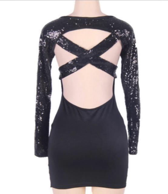 ★送料180円★特価★新品未使用ワンピース スパンコール ドレス ブラック背中クロス高級感着痩せ < 女性ファッション  ★送料180円★特価★新品未使用ワンピース スパンコール ドレス ブラック背中クロス高級感着痩せ < 女性ファッションの
