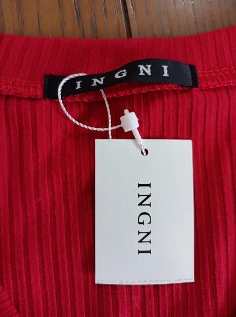 INGNI★新品タグ付き★長袖カットソー真紅★Vネック..デコルテすっきり綺麗魅せ★イング★定価約4500円★ < 女性ファッション  INGNI★新品タグ付き★長袖カットソー真紅★Vネック..デコルテすっきり綺麗魅せ★イング★定価約4500円★ < 女性ファッションの