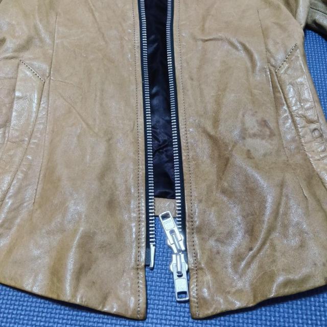 EKAM ラムレザー ライダースジャケット Sサイズ ベージュ エカム レザージャケット ブルゾン 日本製 中古 古着 羊革 皮 < 男性ファッション  EKAM ラムレザー ライダースジャケット Sサイズ ベージュ エカム レザージャケット ブルゾン 日本製 中古 古着 羊革 皮 < 男性ファッションの