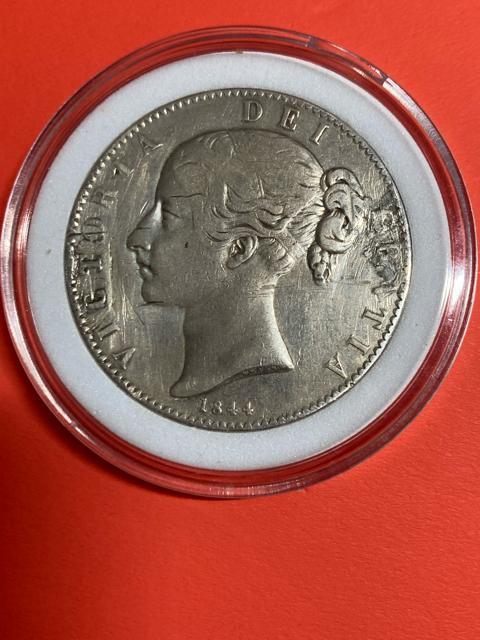 n84 ヤングヴィクトリア女王銀貨 【イギリス 1844年】本物保証 < ホビー  n84 ヤングヴィクトリア女王銀貨 【イギリス 1844年】本物保証 < ホビーの