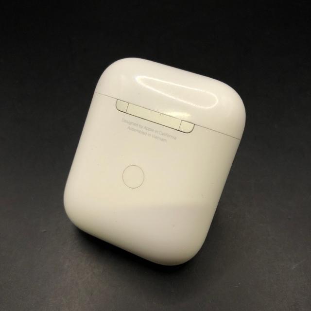  i Apple Abv AirPods 2  Ɠd/AV 