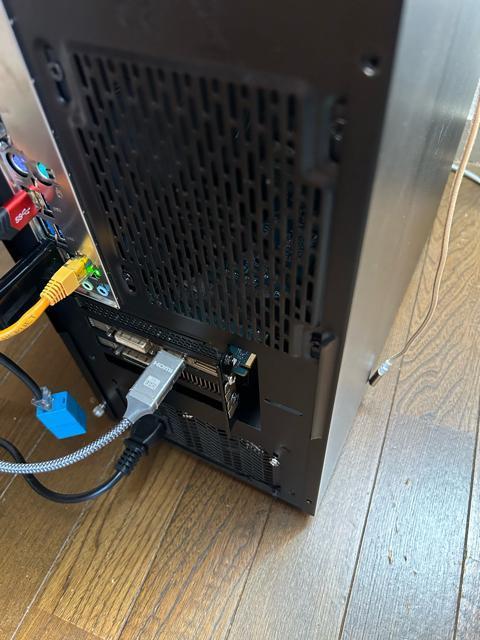 デスクトップPC ryzen5 3500 メモリ 16GB SSD 256GB r'adeon HD6380 1GB 動作品 < PC本体/周辺機器 デスクトップPC ryzen5 3500 メモリ 16GB SSD 256GB r'adeon HD6380 1GB 動作品 < PC本体/周辺機器の