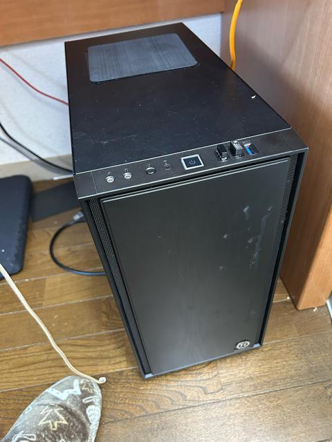 デスクトップPC ryzen5 3500 メモリ 16GB SSD 256GB r'adeon HD6380 1GB 動作品 < PC本体/周辺機器 デスクトップPC ryzen5 3500 メモリ 16GB SSD 256GB r'adeon HD6380 1GB 動作品 < PC本体/周辺機器の