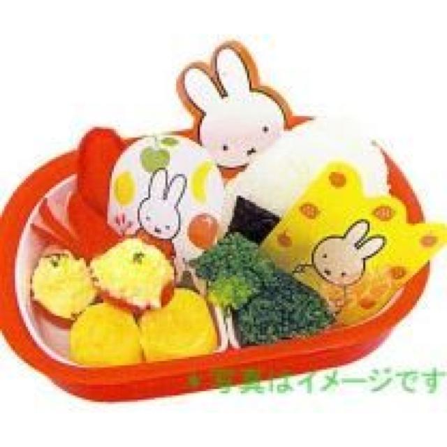 《New》ミッフィー★お弁当グッズ・バラン(仕切り)<3柄x5枚=15枚セット> < インテリア/ライフ 《New》ミッフィー★お弁当グッズ・バラン(仕切り)<3柄x5枚=15枚セット> < インテリア/ライフの