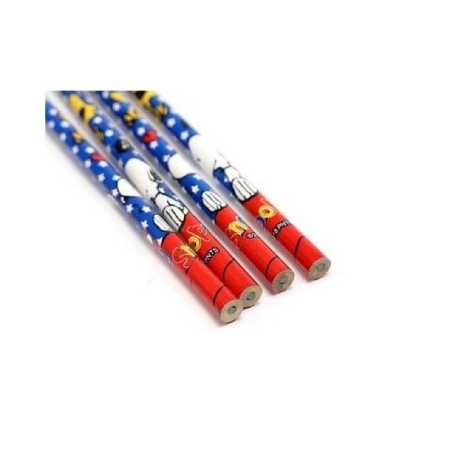 大人気!『スヌーピー』2B 鉛筆(柄お任せ)24本セット  < アニメ/コミック/キャラクター  大人気!『スヌーピー』2B 鉛筆(柄お任せ)24本セット  < アニメ/コミック/キャラクターの