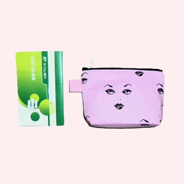 【15p】ミニ◆Barbie◆バービーフェイス・ロゴ×ピンク地◆ファスナーポーチ < 女性ファッション 【15p】ミニ◆Barbie◆バービーフェイス・ロゴ×ピンク地◆ファスナーポーチ < 女性ファッションの